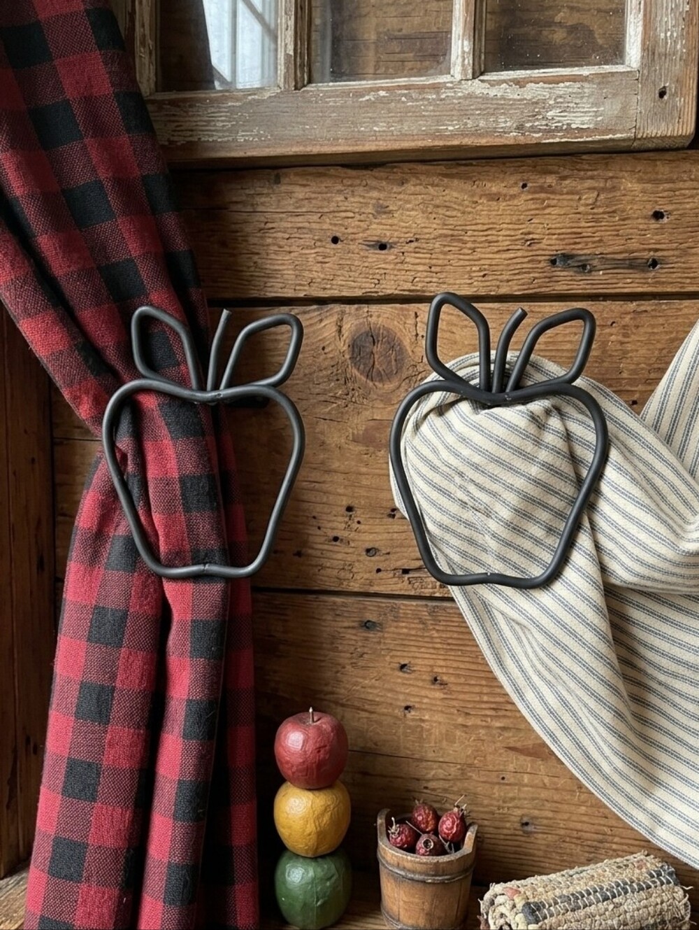 Vintage Tender Heart Treasures Apple-Shaped Wall Curtain Tiebacks Primitive Farm